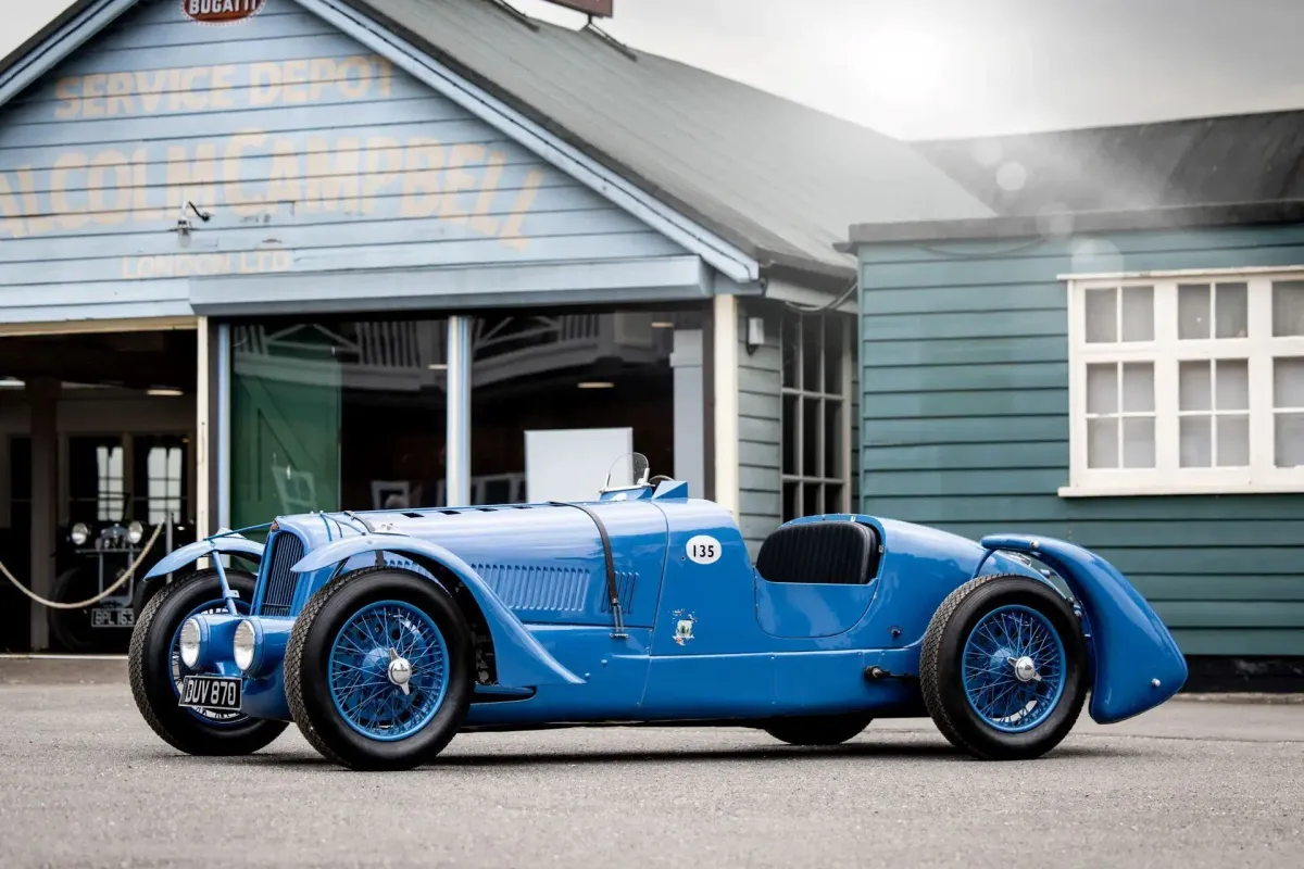 Stand out classic cars at the RM Sotheby’s London Belgravia Auction