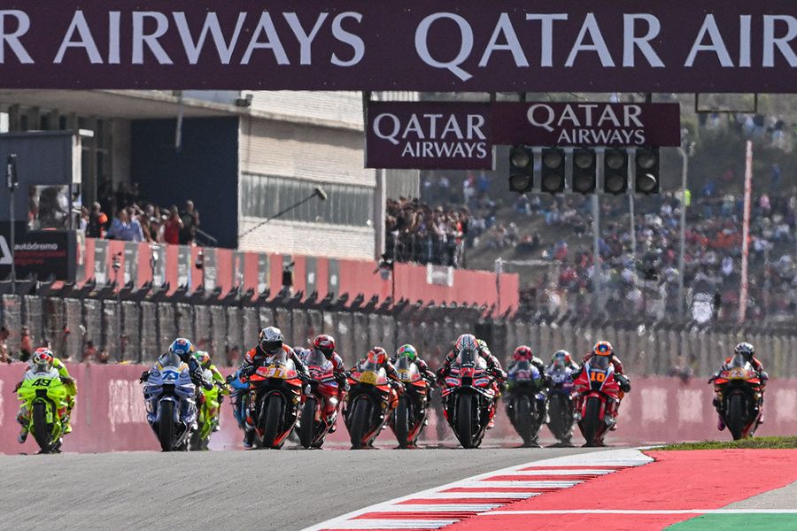 Bezzecchi pulls clear to beat Marquez and Acosta in Portimao MotoGP