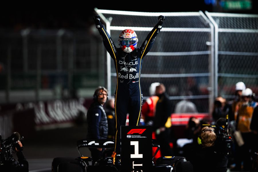 Verstappen wins Las Vegas GP, Norris moves closer to title 