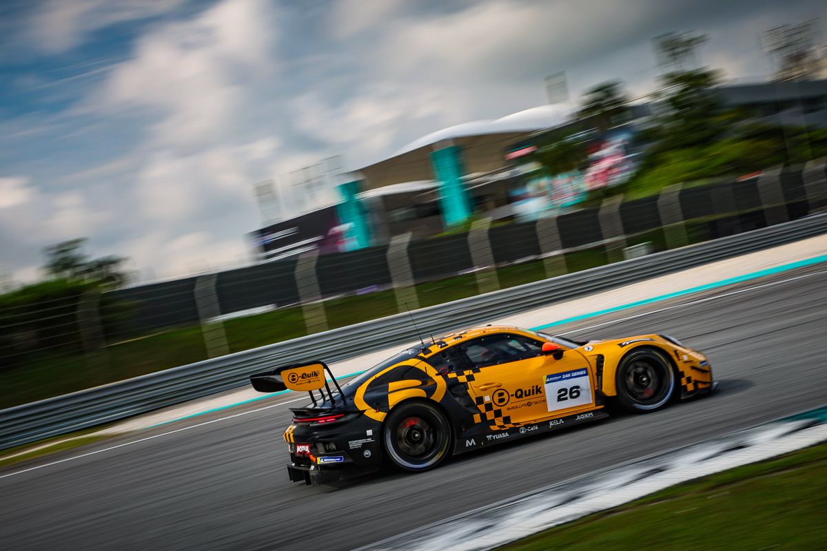 Porsche Asia Pacific clinches superb 1-2 finish in 12H MALAYSIA