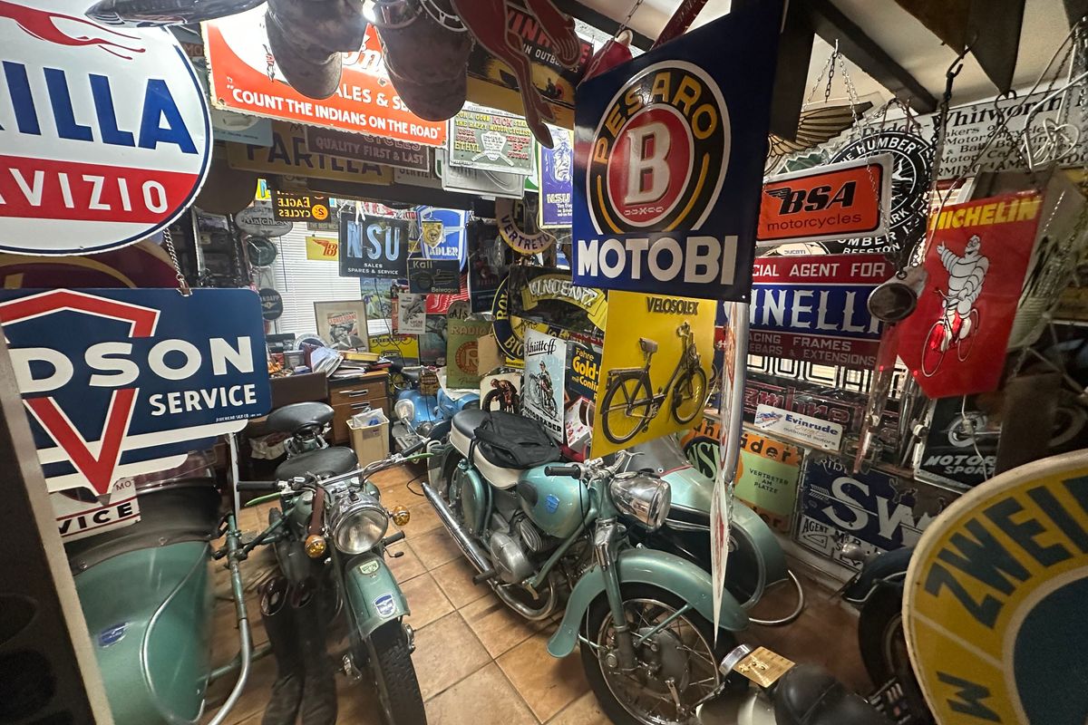 More than £300k of automobilia @ Iconic Auctioneers’ Iconic Sale at Race Retro
