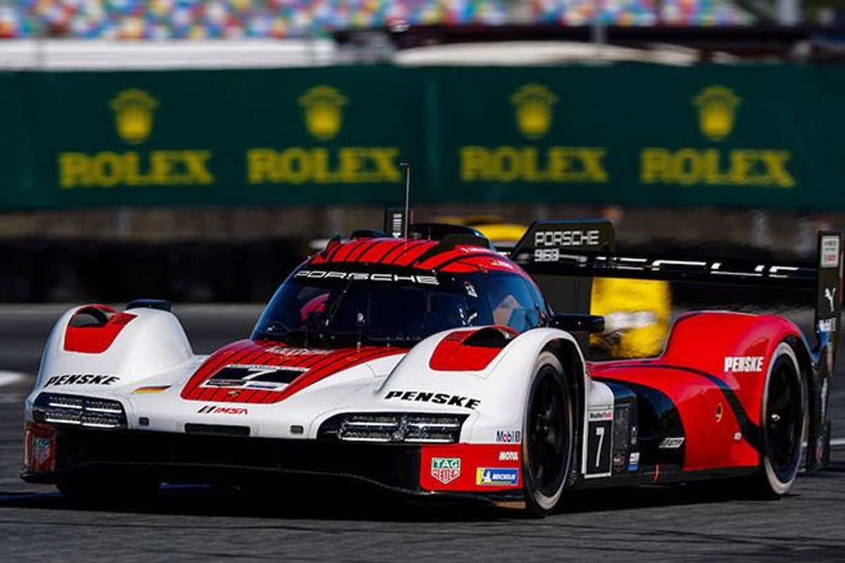 Porsche Sets Day 1 Roar Before the Rolex 24 Pace