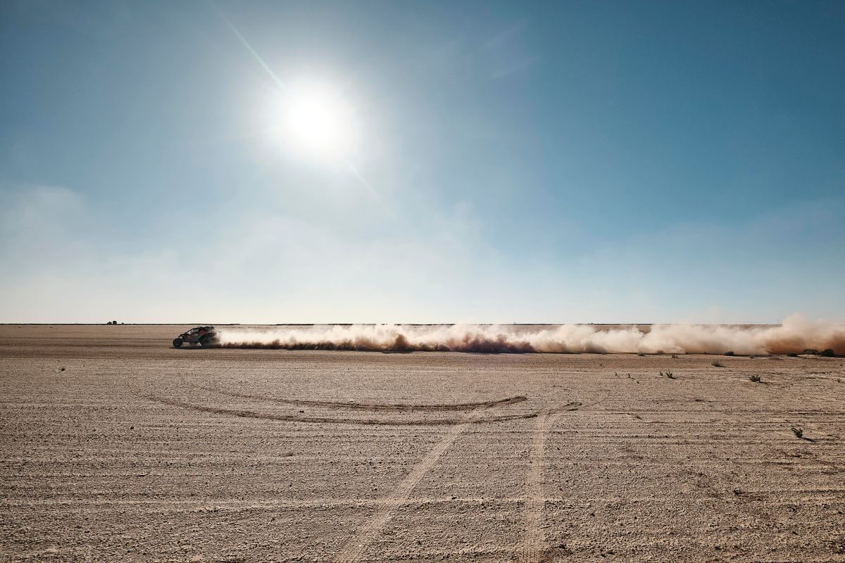 Tomas Ourednicek wins Africa Eco Race 6th stage for cars