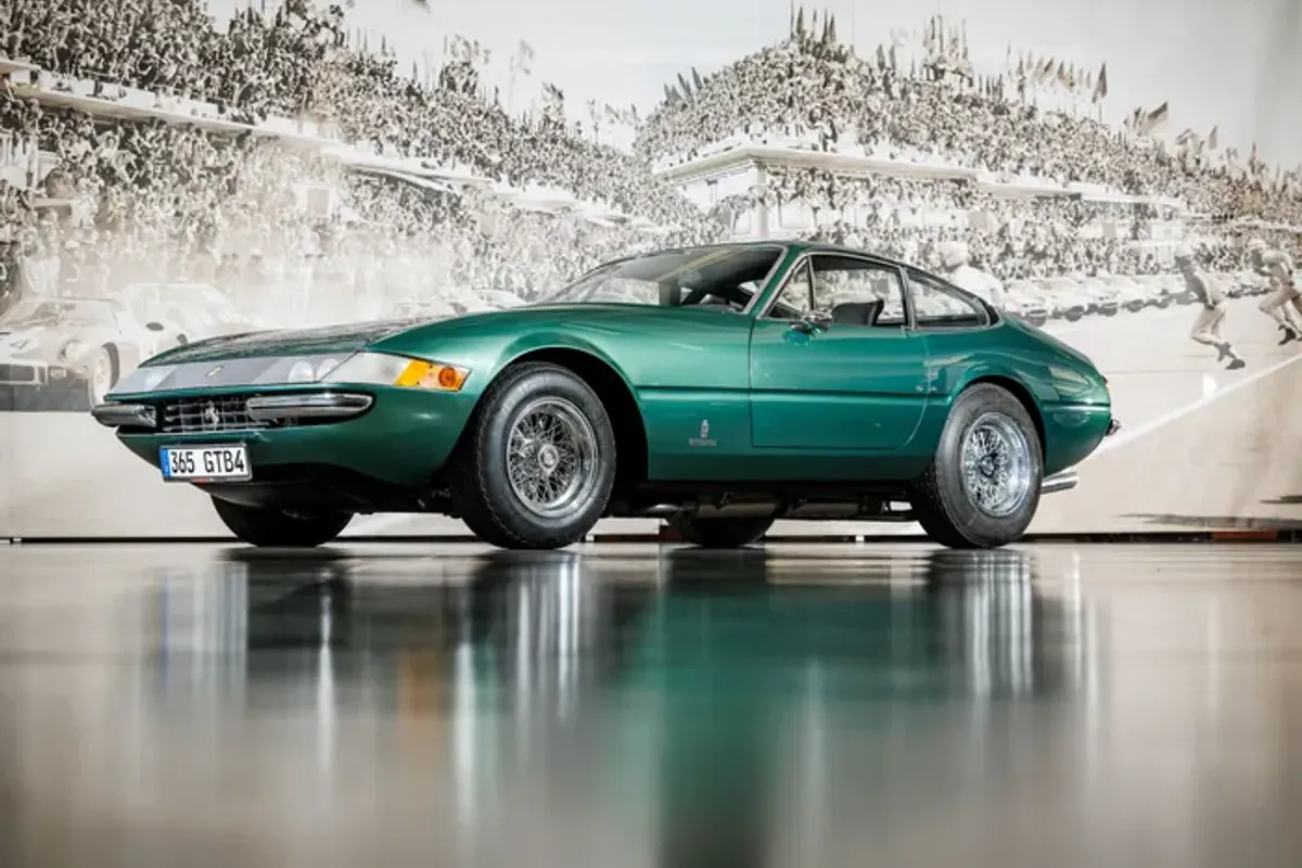 Ferrari 365 GTB/4 Daytona @ Artcurial Fritz Neuser Collection Paris Auction