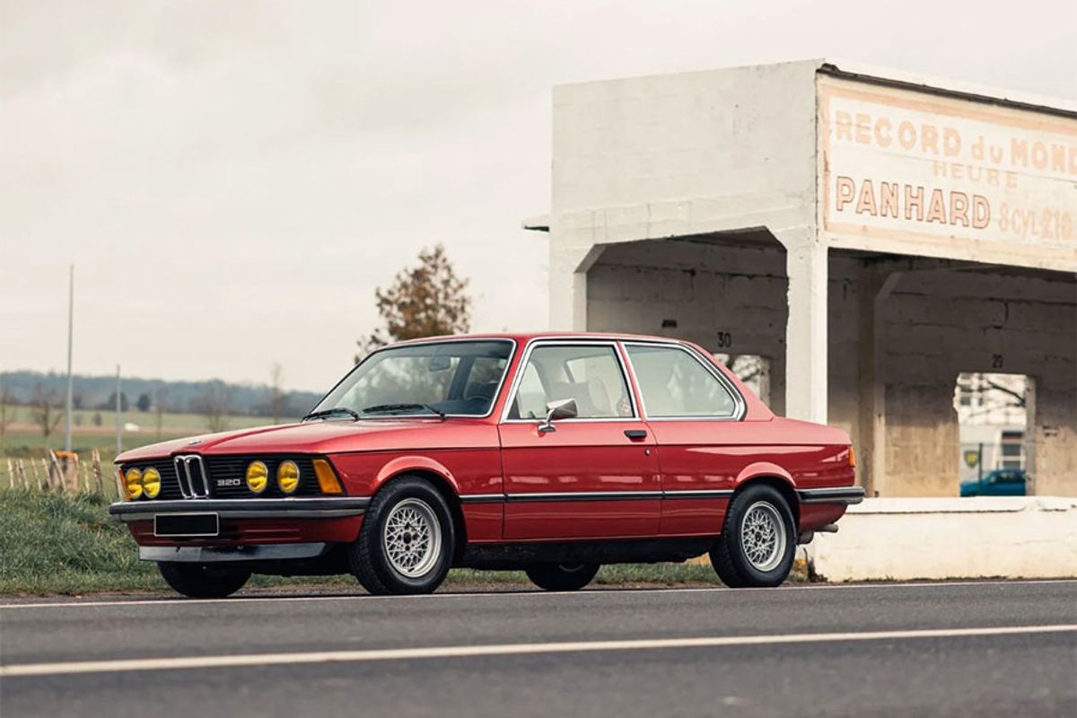 1978 BMW 320/6 (E21) sold for  14 724 EUR @ Aguttes Spring Sale, results