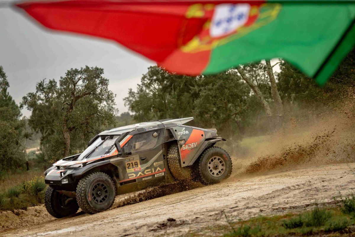 Dacia’s Loeb takes W2RC lead with victory in Rally-Raid Portugal