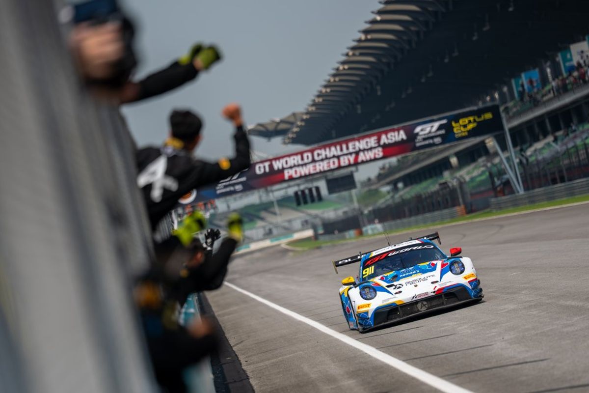 Absolute's Huang and Ghiretti celebrate GT World Challenge Asia opener win