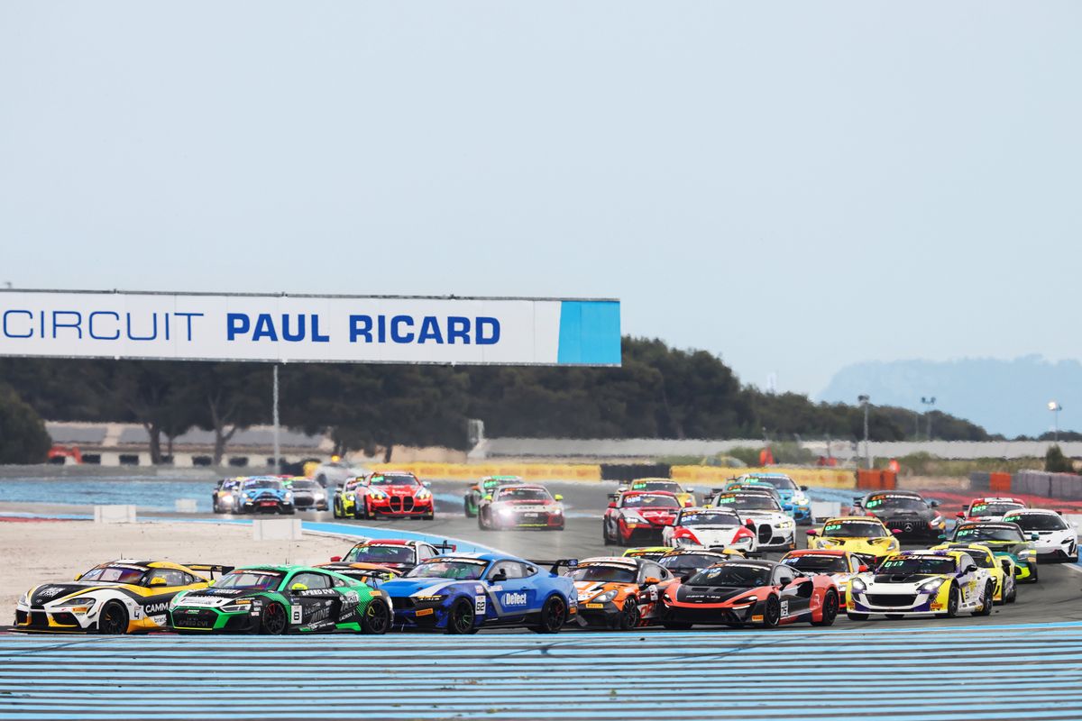  Debut winners Super Sunday in GT4 European Series @ Circuit Paul Ricard