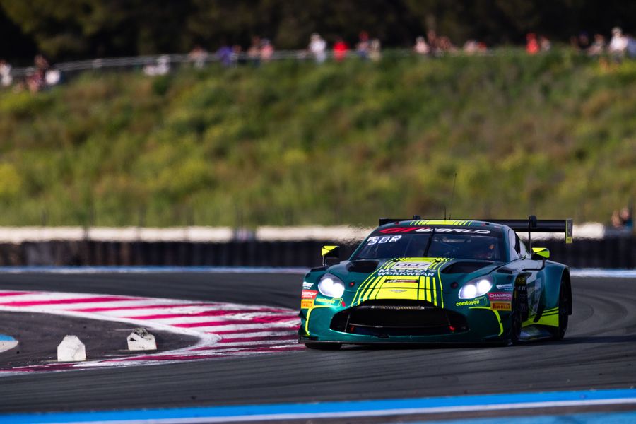 Aston Martin Vantage wins GT World Challenge Europe season opener