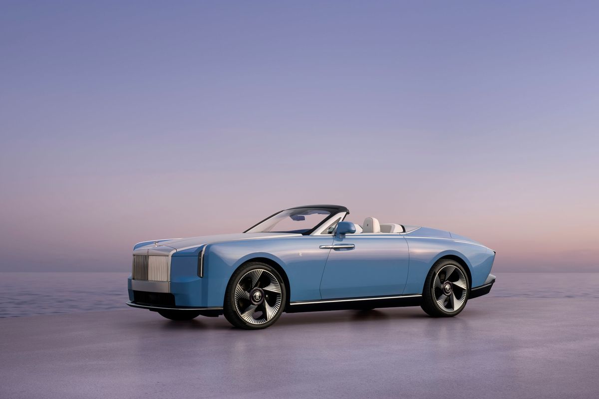 Rolls-Royce presents Project Nightingale, the first Coachbuild Collection