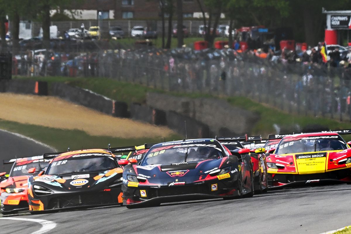 GT World brings international stars to Brands Hatch for Sprint Cup opener