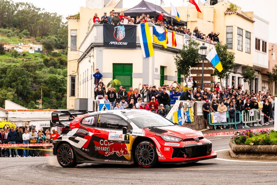 Ogier leads Solberg by 3.8 seconds into final day of Rally Islas Canarias