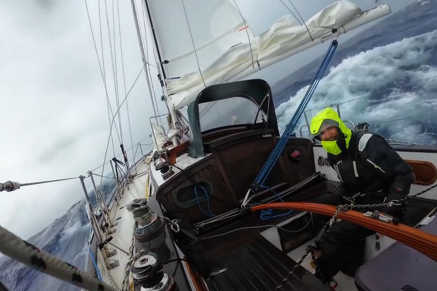 McIntyre Golden Globe “LIVE WINDOW” 24/7 for eight months