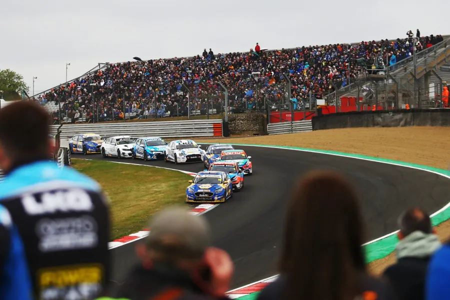 Sutton, Taylor-Smith and Ingram share the spoils @ Brands Hartch BTCC