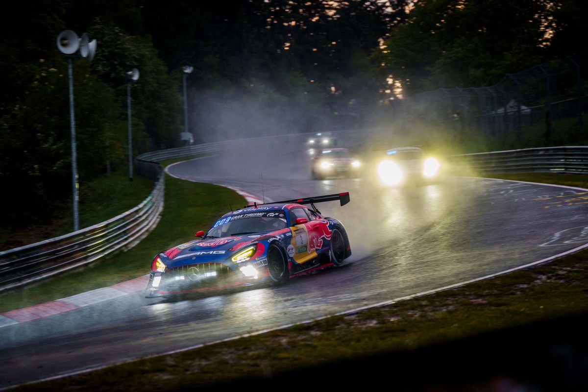 Verstappen and team secure P4 in qualifying for 24h Nürburgring debut