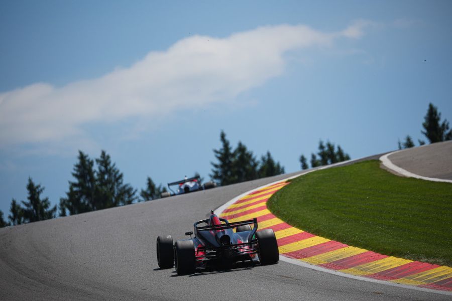 Rookie Munoz rises in first Spa FREC qualifying