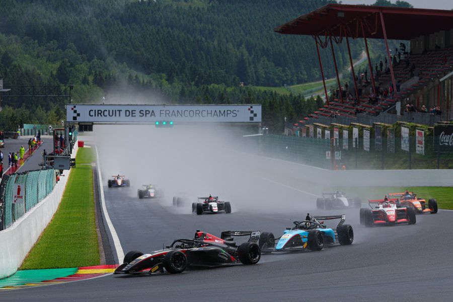 Munoz claims maiden Formula Regional European victory in wet Race 1 at Spa