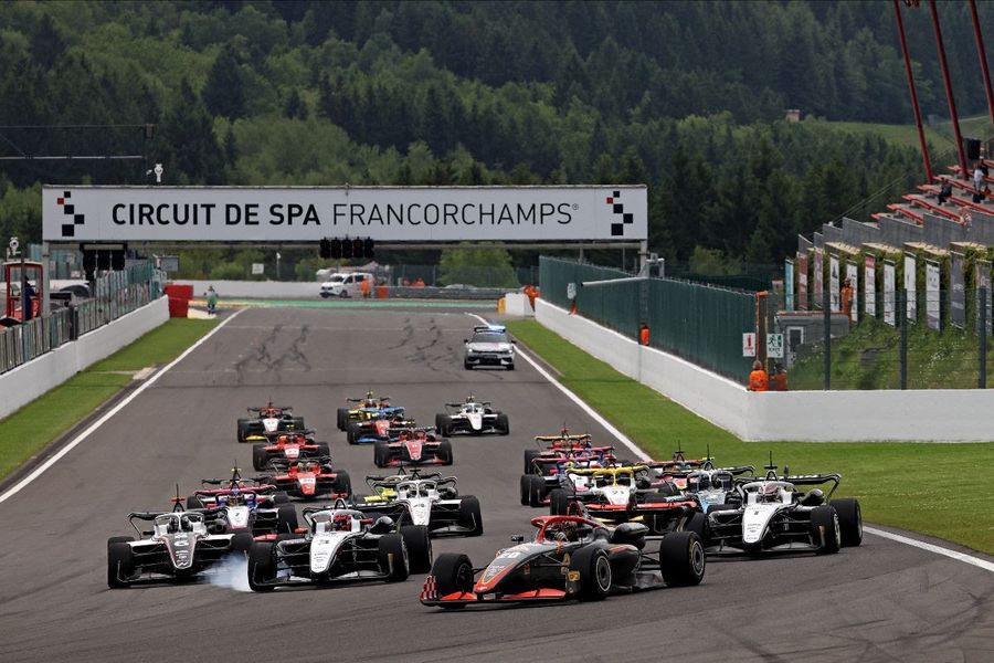 VRD Racing’s Nikita Bedrin storms to Spa GP3 victory