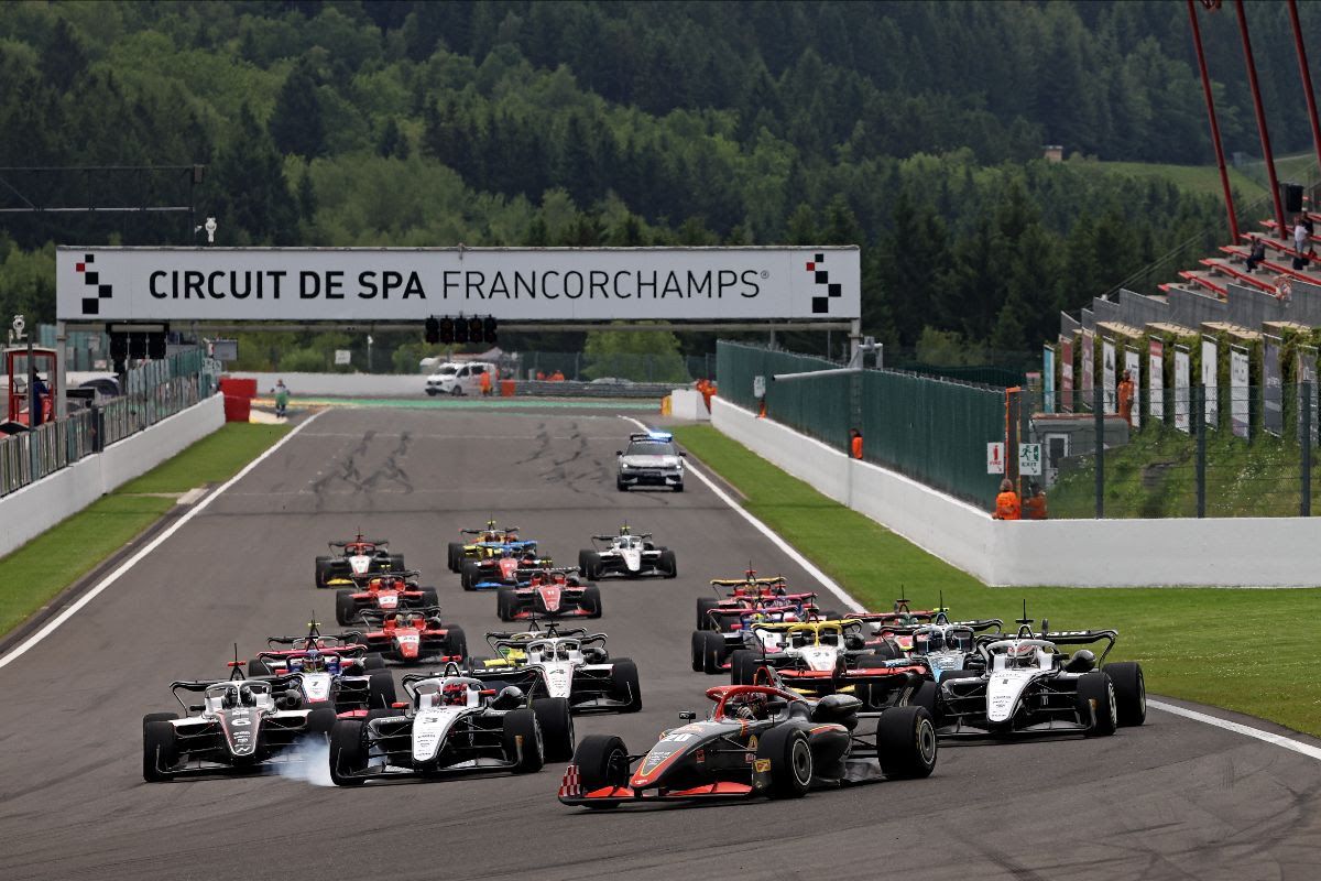 VRD Racing’s Nikita Bedrin storms to Spa GP3 victory