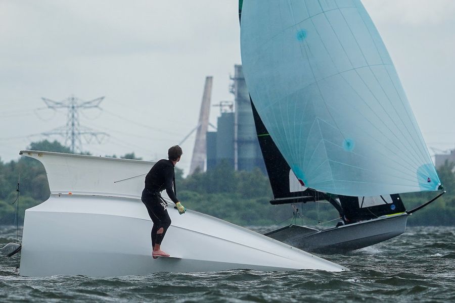 Dutch Water Week Day 3: Elite sailors brave heavy squalls 
