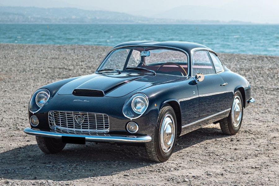 1961 Lancia Flaminia Sport Zagato 2.5 @ Aguttes Summer Auction