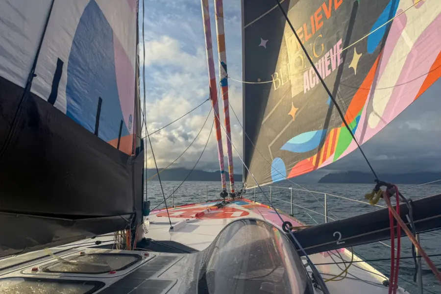Vendée Arctique: On the up heading south