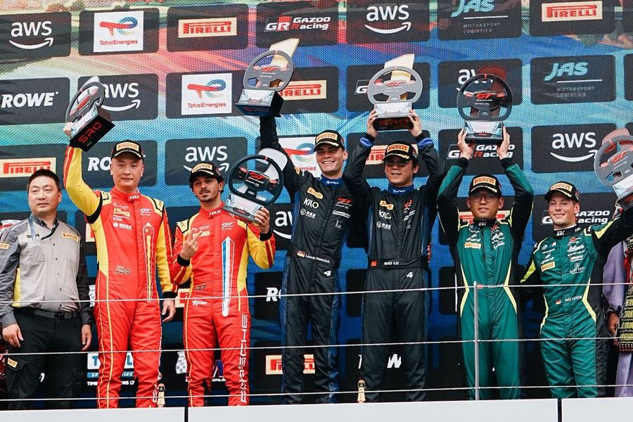 Porsche takes stunning GT World Challenge Asia 1-2 at Fuji Speedway