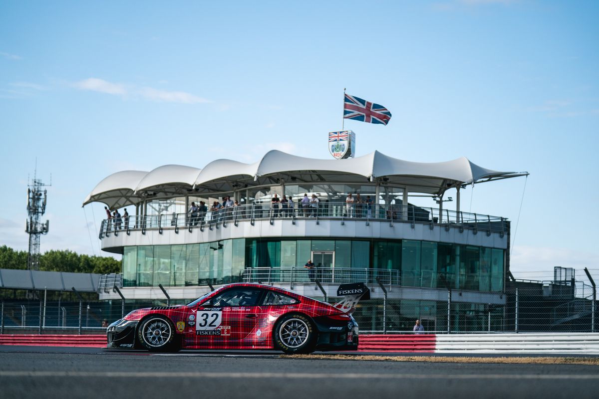 Fiskens in action at the BRDC Classic Silverstone, video