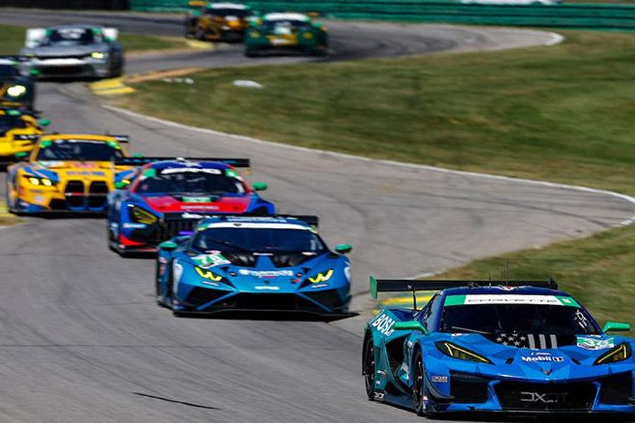  GT Cars Are the Stars at VIR Michelin GT Challenge 
