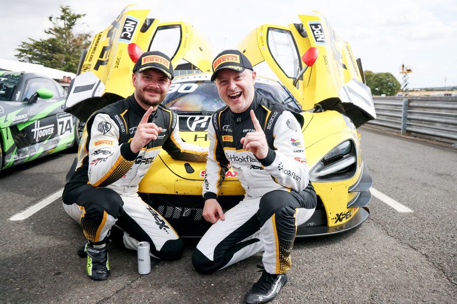 Optimum’s Warren/Brown resist Barwell for maiden British GT GT3 wins