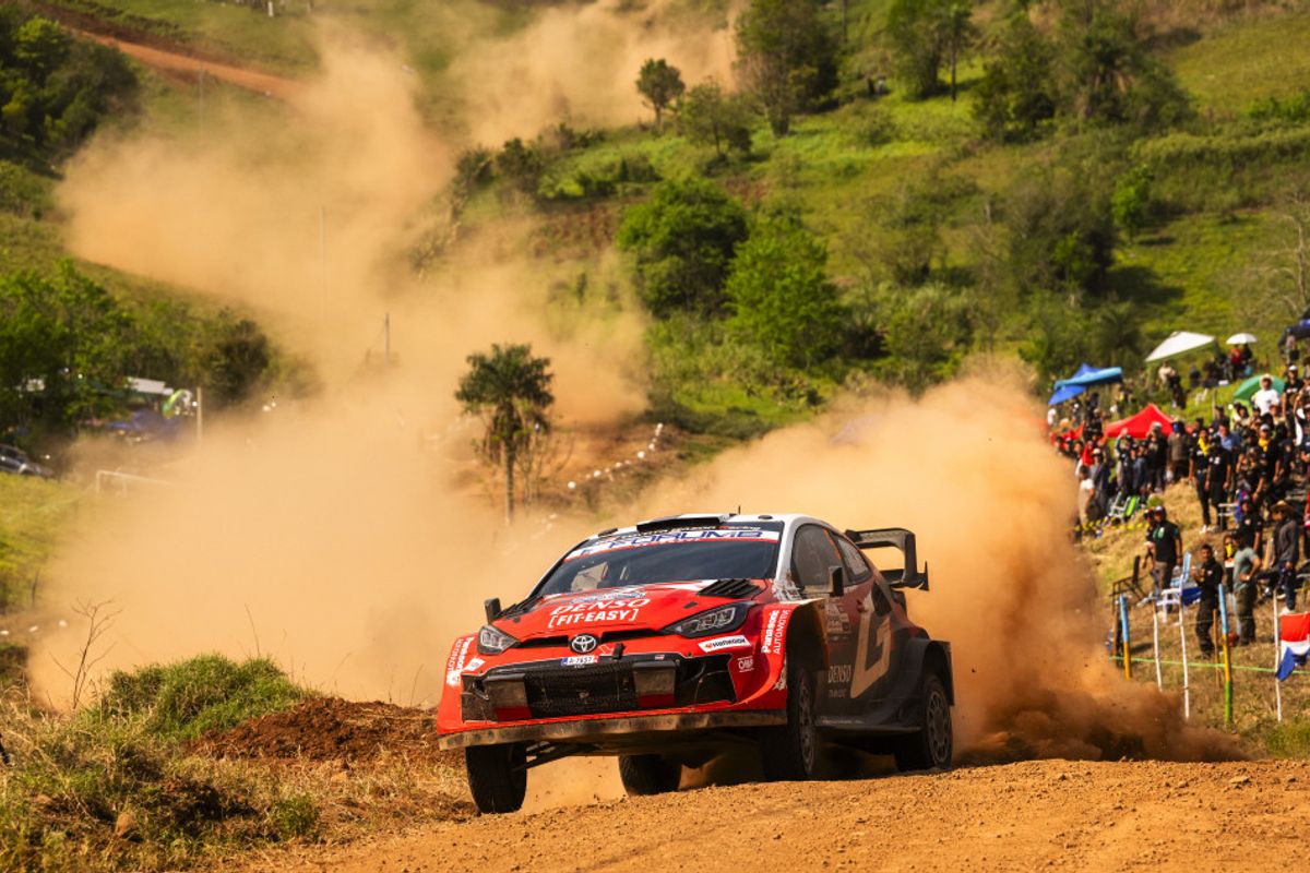 Pajari leads Paddon after demanding Friday at Rally del Paraguay