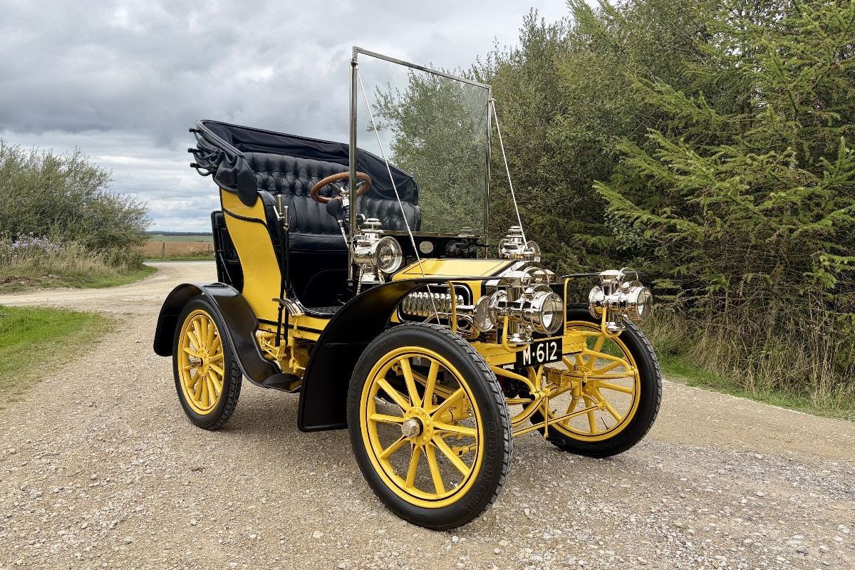 World’s oldest surviving Rolls-Royce @ the London to Brighton Veteran Car Run