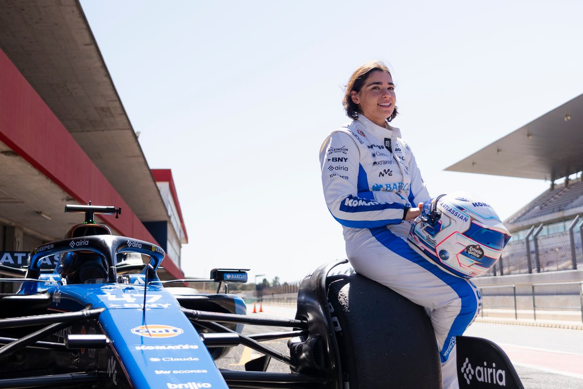 Jamie Chadwick reaches pinnacle of motorsport with Williams F1 Team test