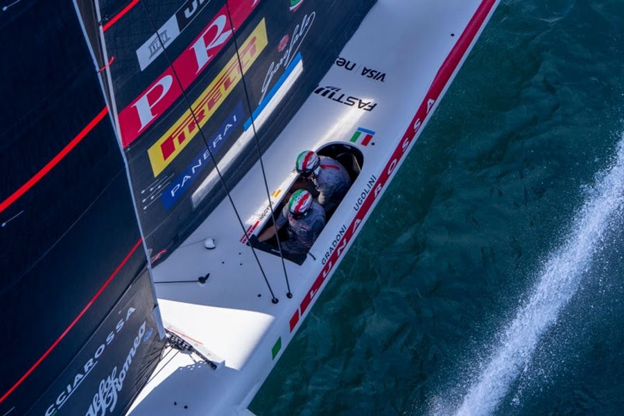Luna Rossa sets opening pace in America's Cup Preliminary Regatta Naples practice