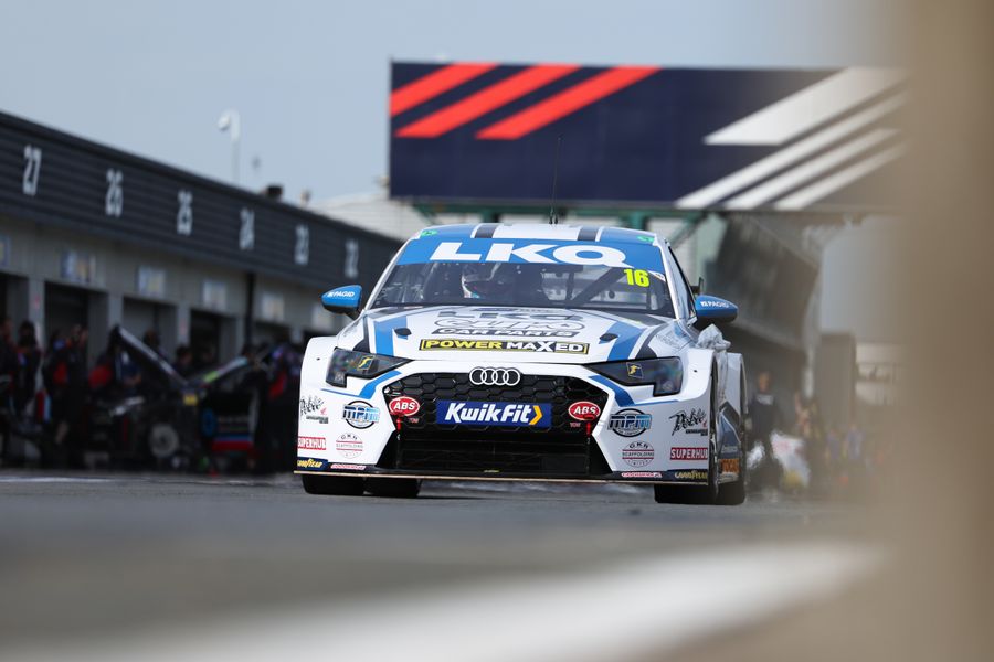 Aiden Moffat Takes Maiden 2026 BTCC Victory  @ Silverstone