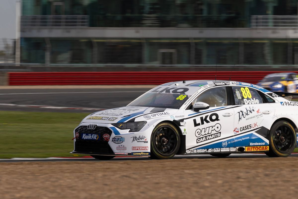 Doble Takes Maiden Race To Pole Victory @ Silverstone