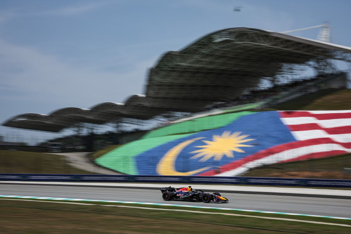 Verstappen leads Russell in Bahrain Grand Prix opening practice in Malaysia