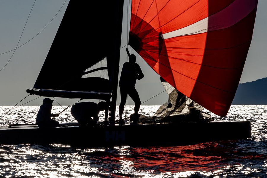 Artemis takes lead at 5.5 Metre World Championship in Lavrion