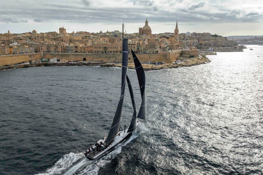 Black Jack takes Rolex Middle Sea Race Monohull Line Honours