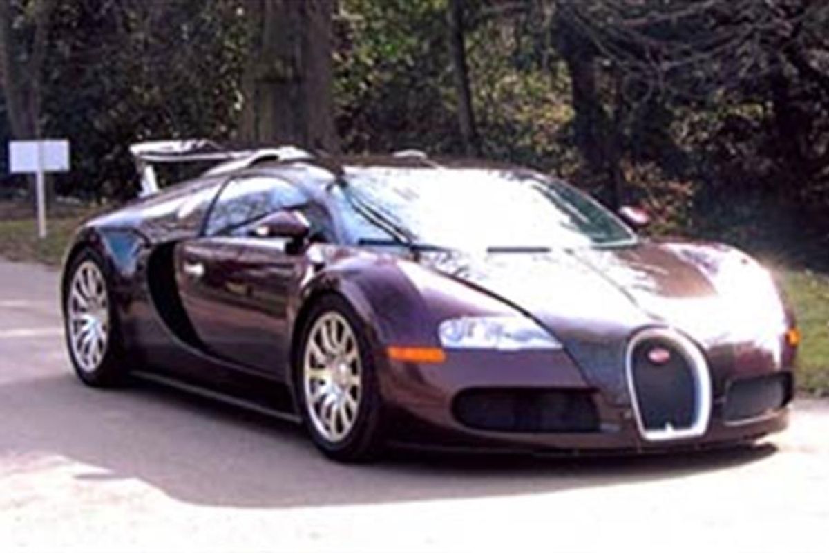Veyron delivery by Virgina Water