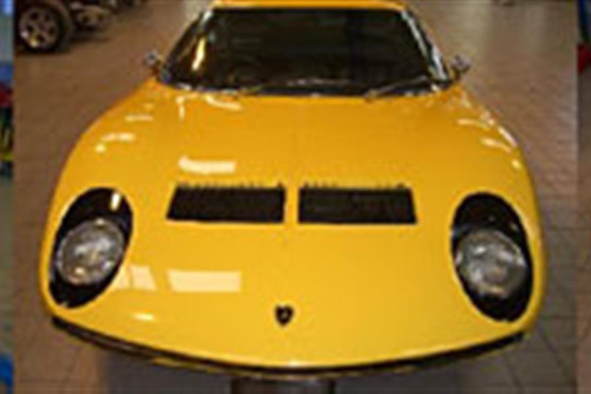 Lamborghini Miura SV RHD