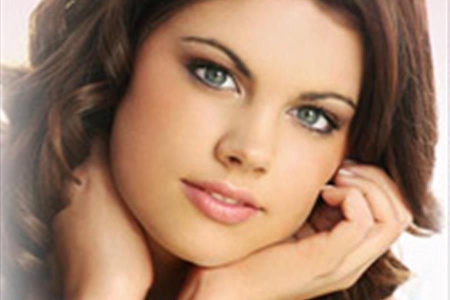 Chloe Marshall new image gallery