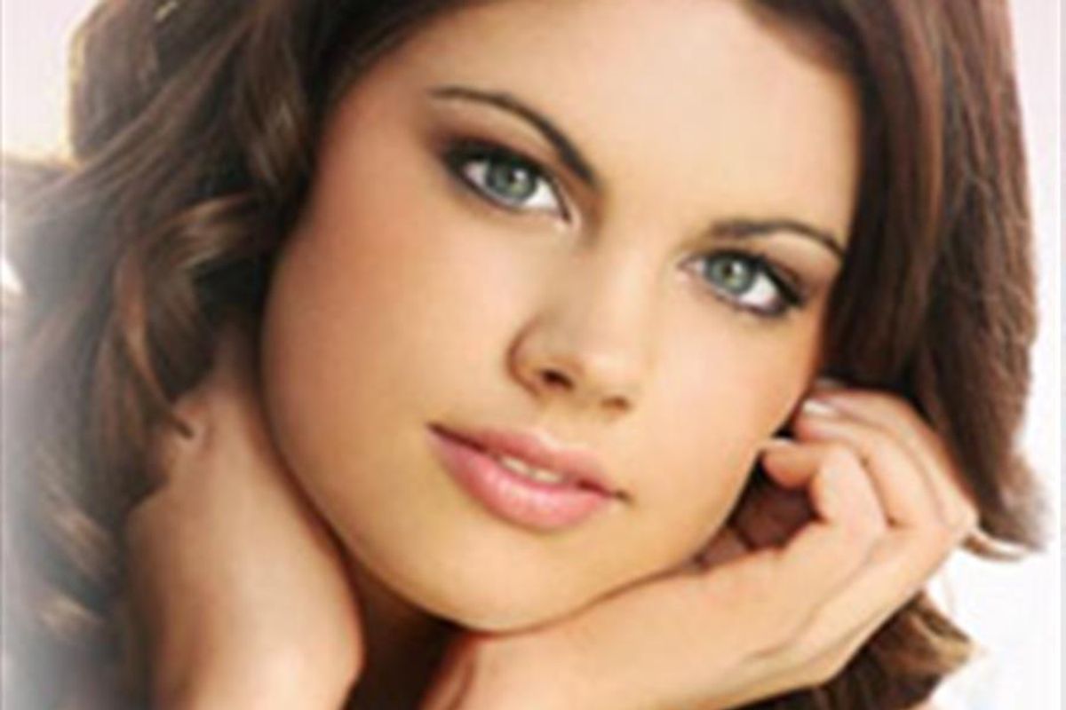 Chloe Marshall new image gallery