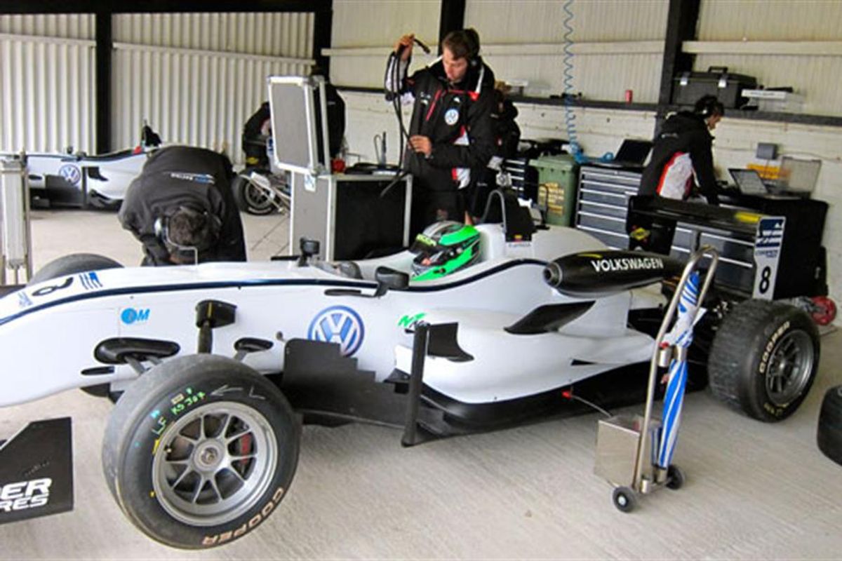 Early season start for Robert La Rocca