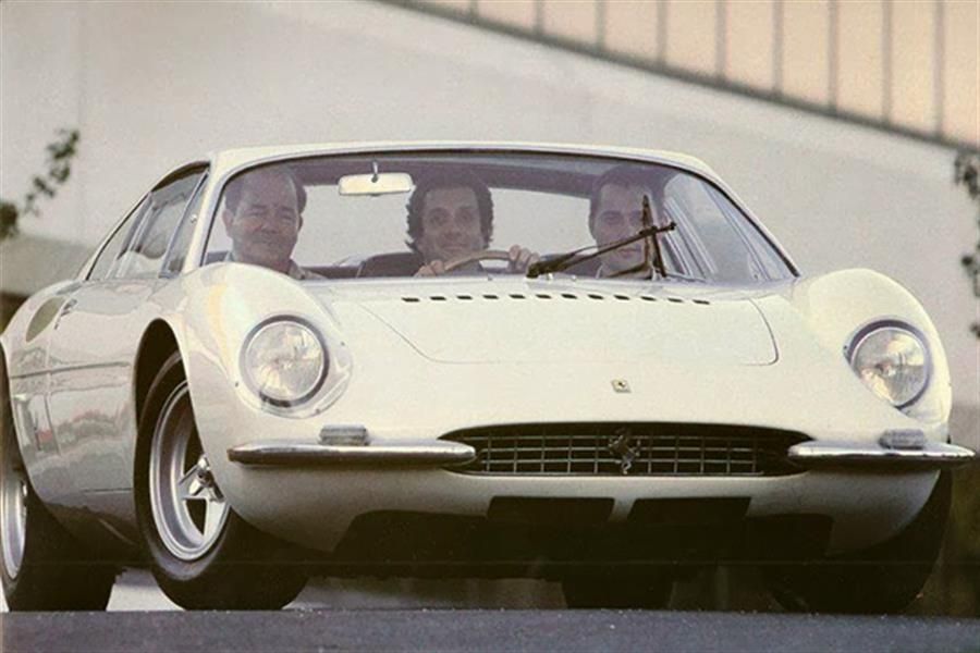 Ferrari 365 P Tre Posti up for Auction