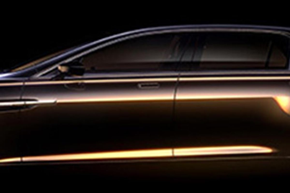 Aston Martin confirms bespoke super saloon