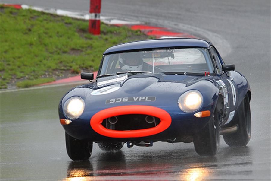 O'Connell's solo success in Gentlemen Drivers Pre-66 GT thriller