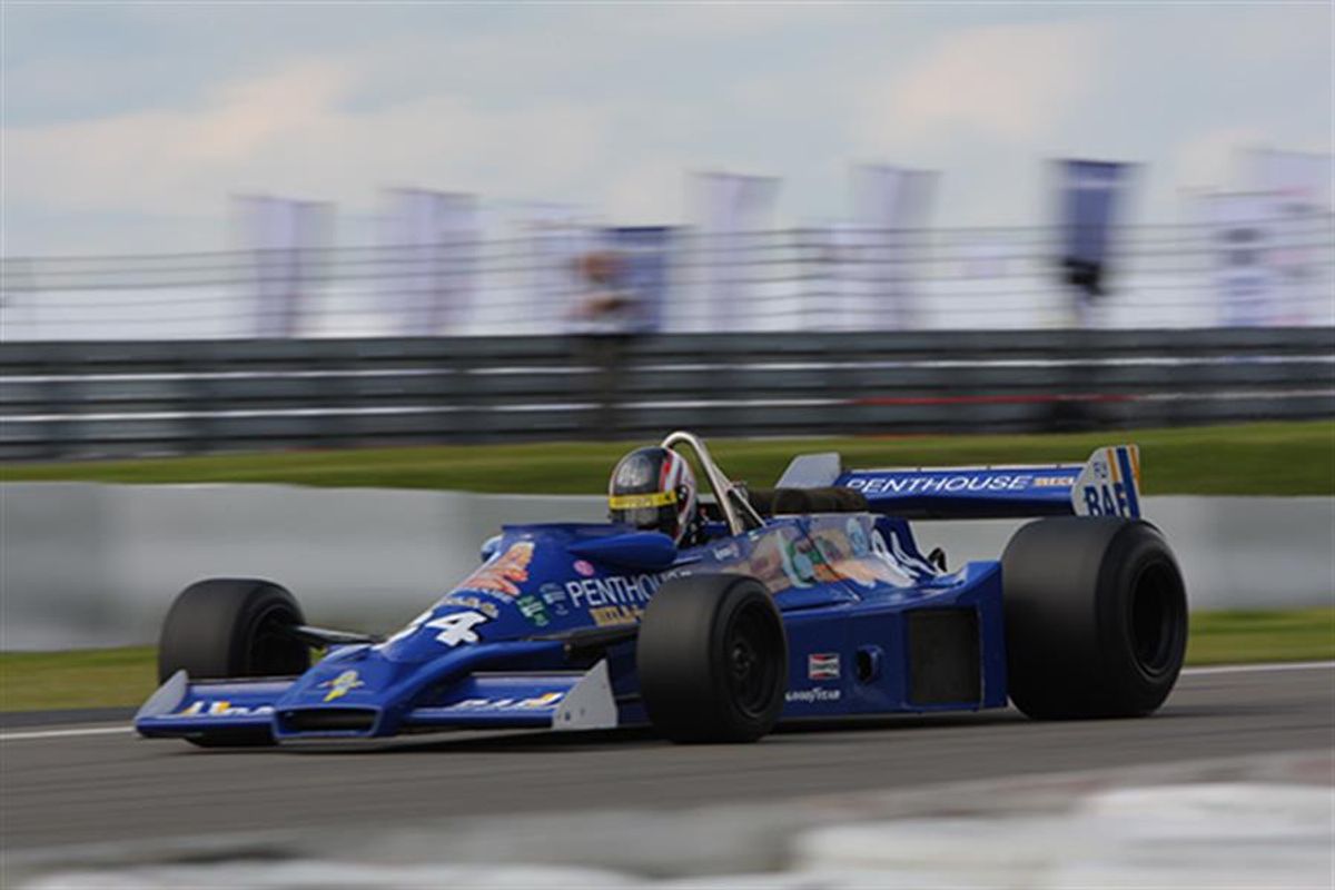 Lyons scores FIA Masters Historic F1 win