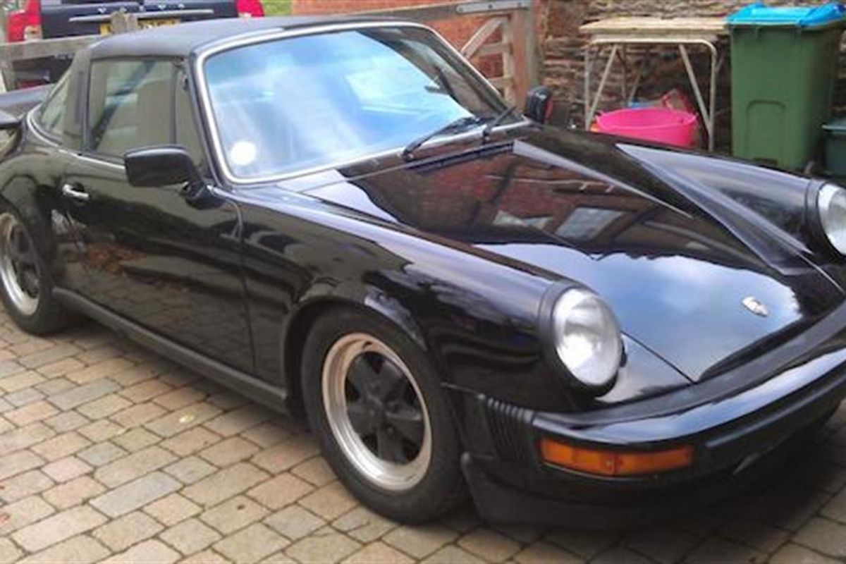 Over 70 special classics under the hammer at Silverstone CCA event