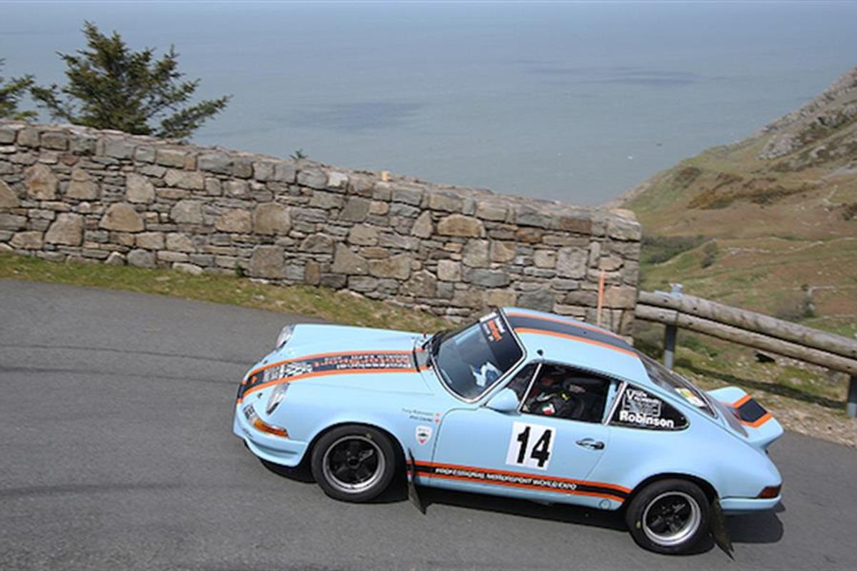 Robinson and Clarke win Tour Ireland 